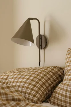 Ellos Væglamper>Home Væglampe Noah Olivengrøn