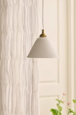 Ellos Pendler>Home Vindueslampe Molly Mattvit/antikmessing