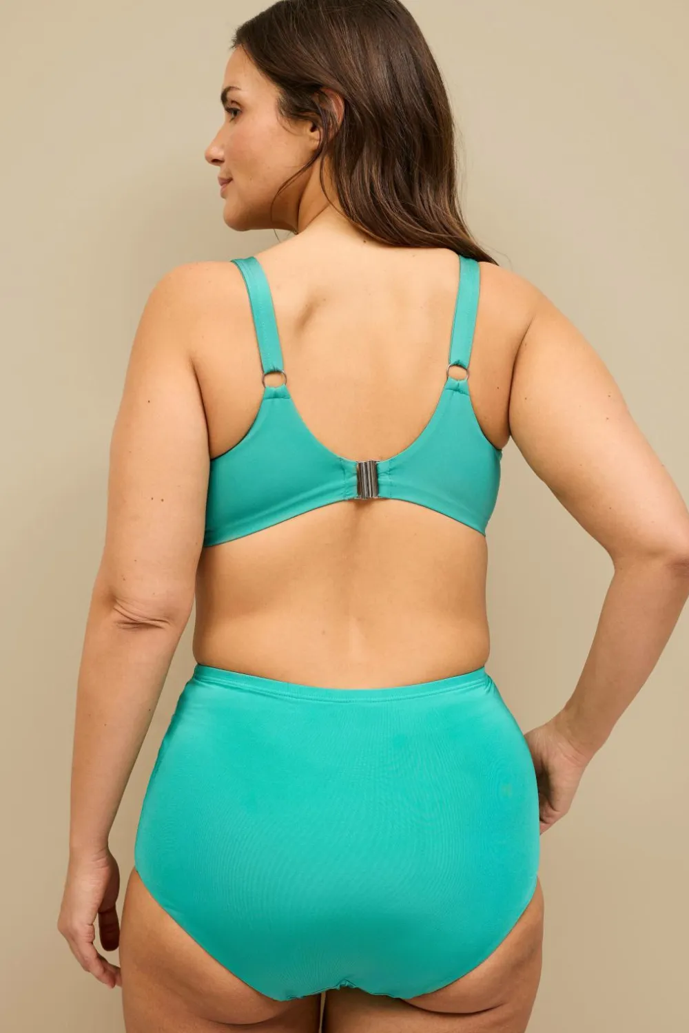 Ellos Plus collection Bikinitrusse Saga med shapingeffekt Grøn Outlet