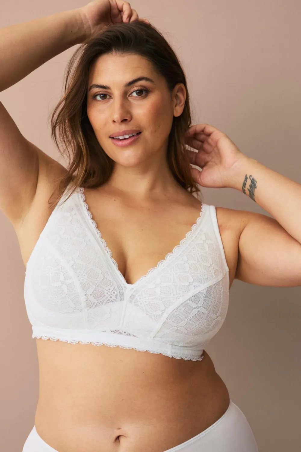 Ellos Plus collection Blød BH med blondedetaljer Hvid