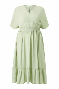 Ellos Plus collection Maxikjole med smock lysegrøn Clearance