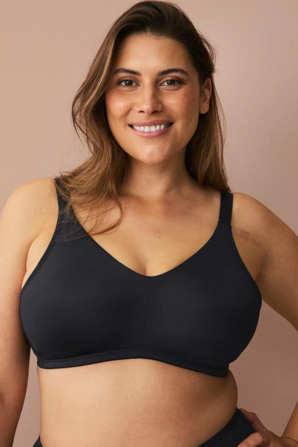 Ellos Plus collection Blød BH i mikrofiber Sort Discount