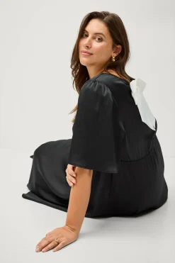 Ellos Kjoler>Plus collection Kjole med sløjfe Sort