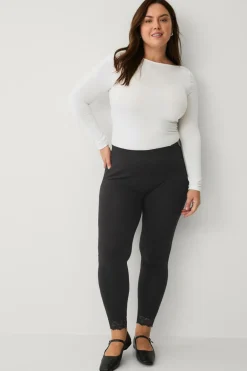 Ellos Tights & Leggings>Plus collection Leggings med blondekant Sort
