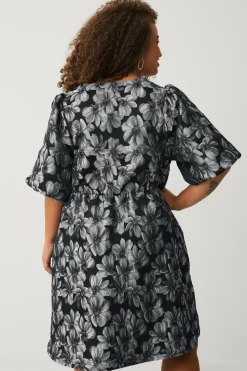 Ellos Plus collection Kjole med ballonærmer Sølv blommig Best