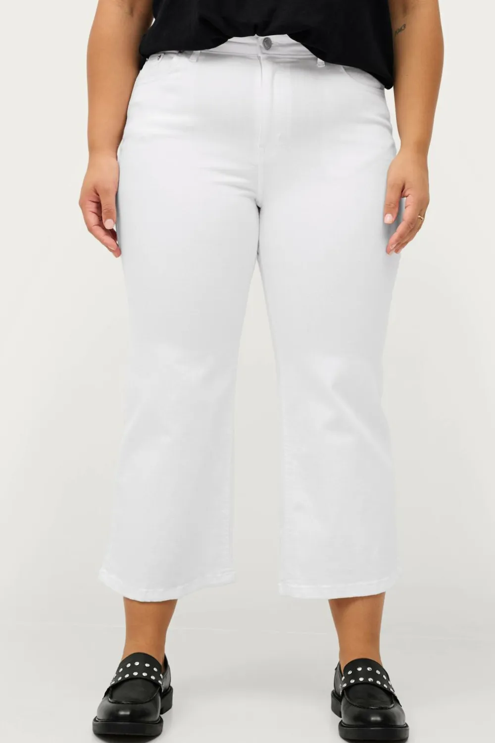 Ellos Jeans>Plus collection Jeans med ben med svaj Hvid