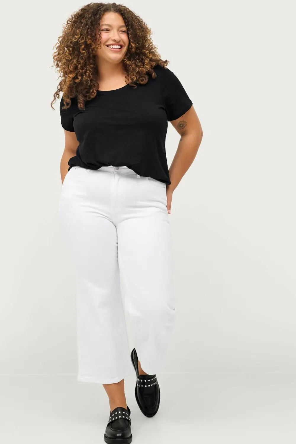 Ellos Jeans>Plus collection Jeans med ben med svaj Hvid