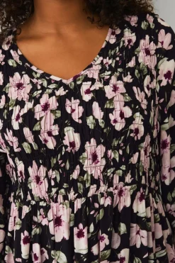 Ellos Tunikaer><noscript><img width=