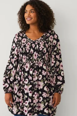 Ellos Tunikaer><noscript><img width=