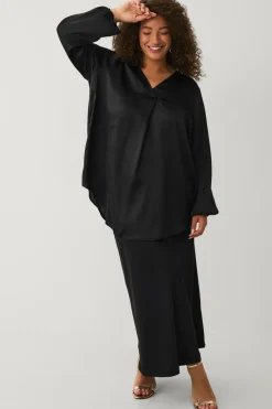 Ellos Plus collection Tunika med v-hals sort Best