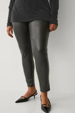 Ellos Plus collection PU-leggings med høj talje Sort