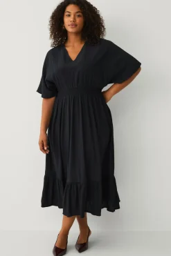 Ellos Plus collection Maxikjole med smock sort Hot