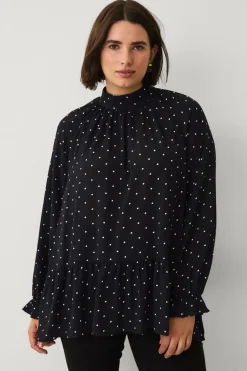Ellos Skjorter & Bluser>Plus collection Chiffonbluse med flæser Sort med prik