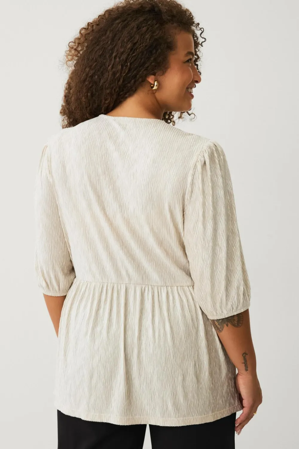 Ellos Plus collection Top med pufærmer beige New