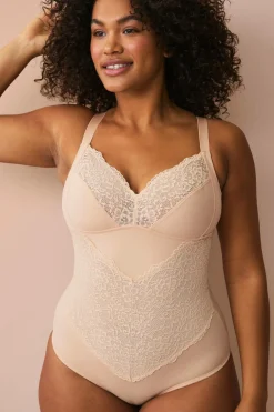 Ellos Shaping>Plus collection Shapingbody med blondedetaljer - medium støtte Beige