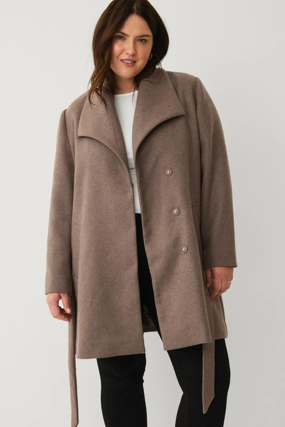 Ellos Plus collection Kappe med bindebælte brun Outlet