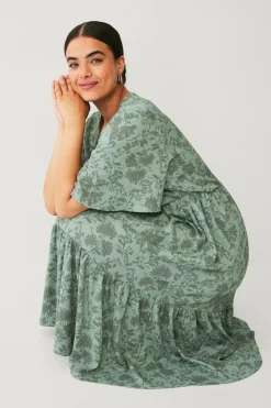 Ellos Kjoler>Plus collection Kjole med flæser Grønt blomsterprint