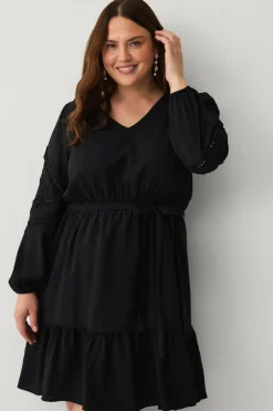 Ellos Kjoler>Plus collection Kjole med blondedetaljer Sort