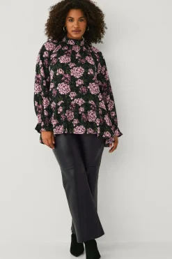 Ellos Plus collection Chiffonbluse med flæser Rosa blomstret