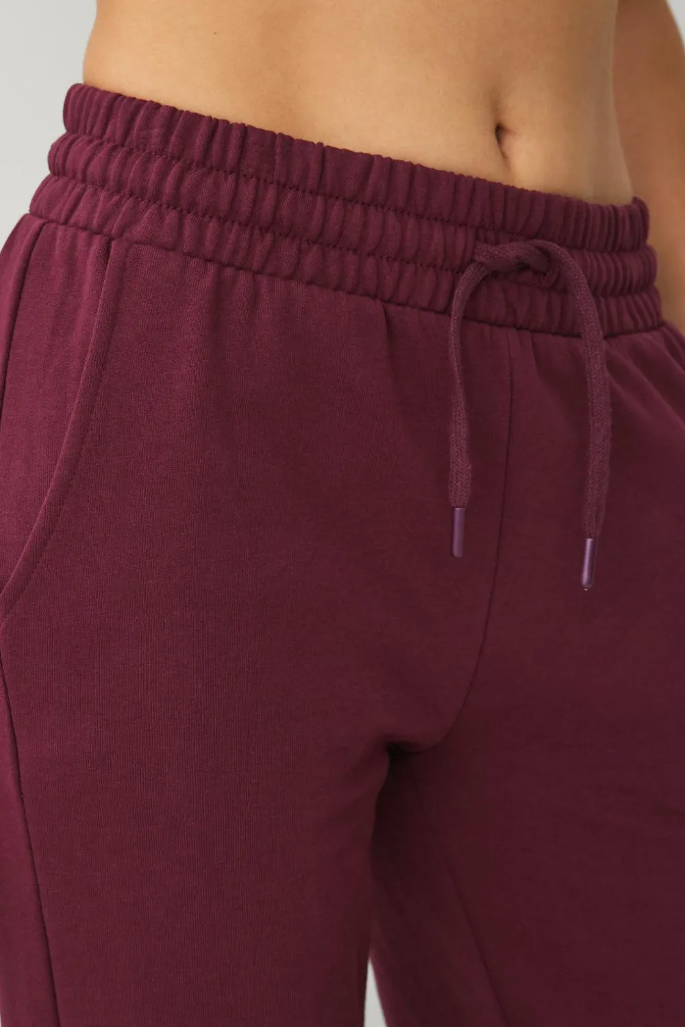 Ellos STUDIO Sweatbukser med lige bener vinrød
