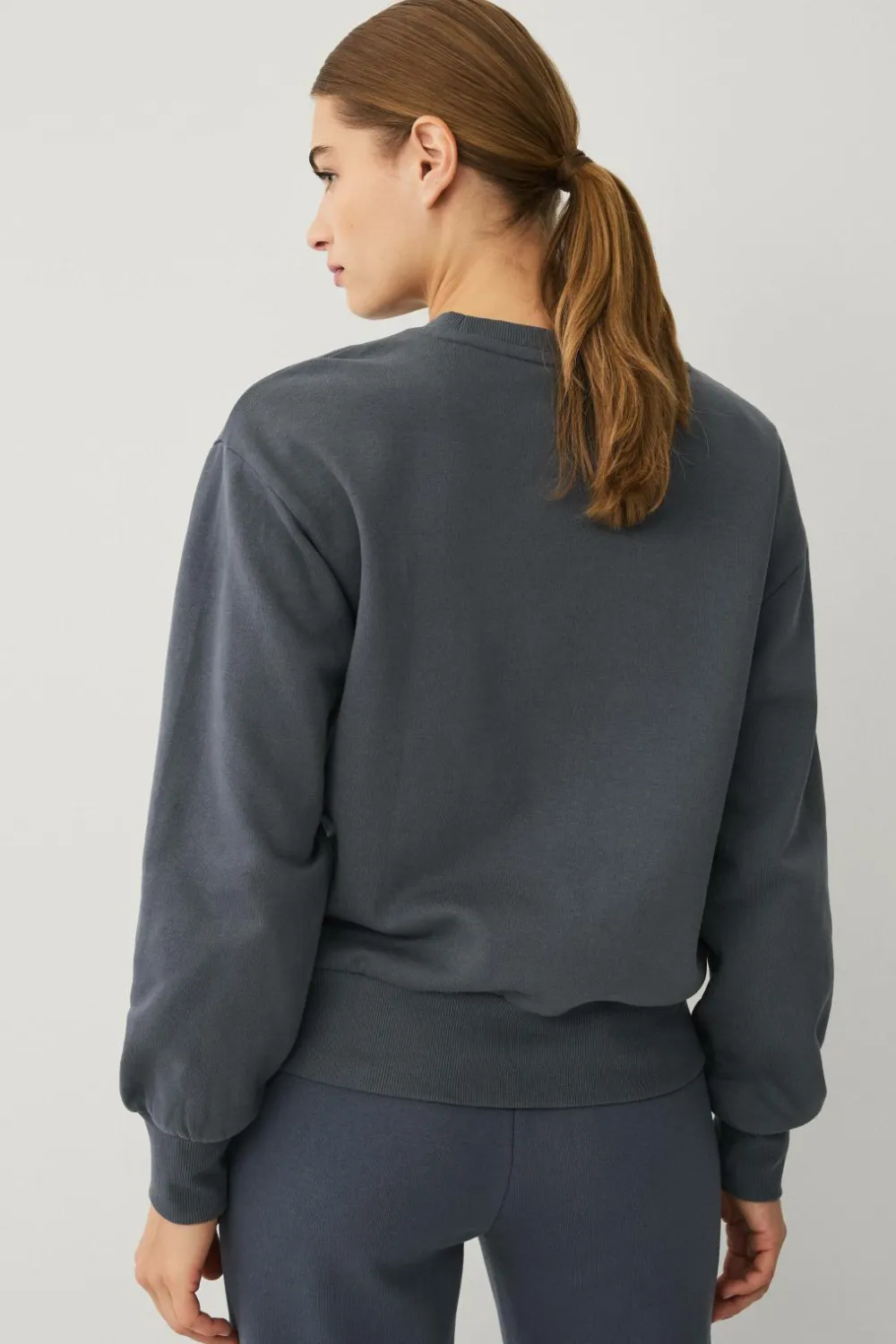 Ellos STUDIO Sweatshirt med rund hals mørkegrå Best