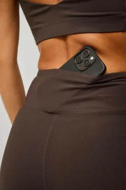 Ellos STUDIO Træningstights Flare Structure Tights Mørkebrun Best