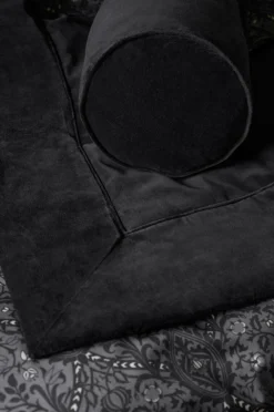 Halvor Bakke Sengetæppe Wellington Sort Sale