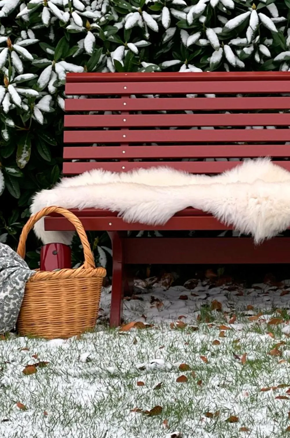 Hillerstorp Udemøbler & Have>Sofa Lund Oxide Red