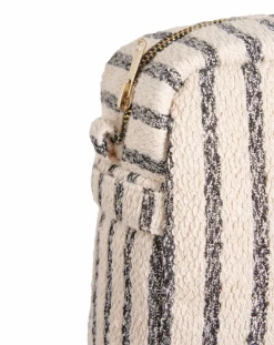 House Nordic Makeup-Tasker><noscript><img width=