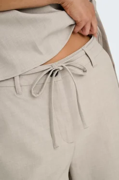 JDY Shorts><noscript><img width=