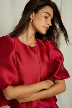 Joelle Bolero-bluse i satin rød Hot