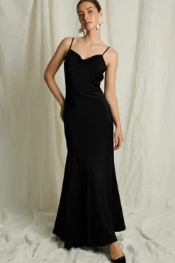 Joelle Kjoler>Slipkjole i satin sort