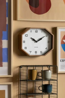 Karlsson Vægure><noscript><img width=