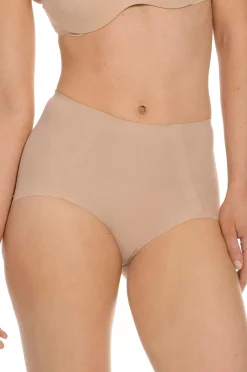 MAGIC Bodyfashion Shapingtrusser Everyday Shaper Shorty Cappuccino Clearance