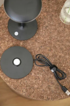 Markslöjd Genopladelig bordlampe Petit B/O Sort Best