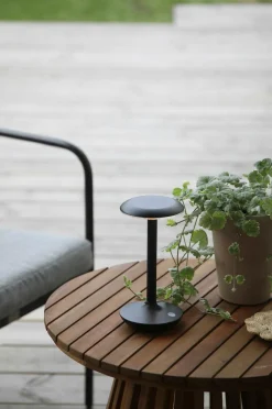 Markslöjd Genopladelig bordlampe Petit B/O Sort Best