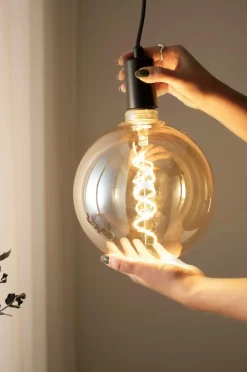 Markslöjd Lyskilde Globe E27 4W Soft LED 200 mm Amber Sale