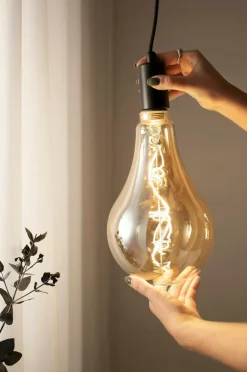 Markslöjd Lyskilde Pear E27 4W Soft LED 168 mm Amber