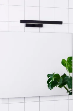 Markslöjd Badeværelsesbelysning>Væglampe Neptunus LED Sort