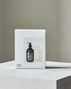 Meraki Giftbox Shadow Lake Kitchen Essentials 490 Ml White