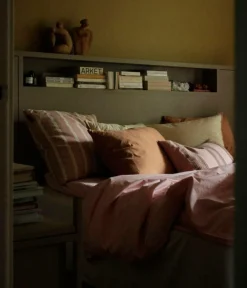 Midnatt Lagener><noscript><img width=