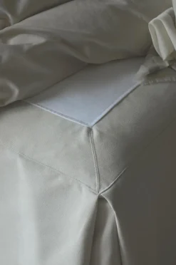 Mimou Sengekapper><noscript><img width=