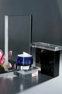 Nivea Ansigtspleje><noscript><img width=