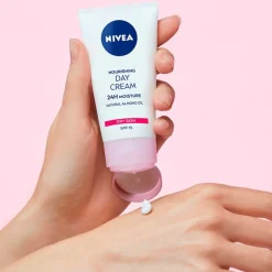 Nivea Ansigtspleje><noscript><img width=