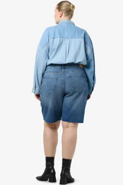 Noisy May Curve Denimshorts nmHolla NW Loose Short AZ426MB Curv Medium blue denim Hot