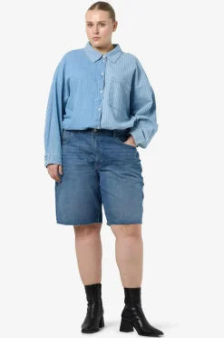 Noisy May Curve Denimshorts nmHolla NW Loose Short AZ426MB Curv Medium blue denim Hot