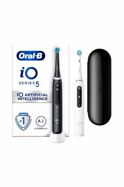 Oral B Tandpleje>Eltandbørste iO5 Duo Black UCB / White SC