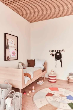 OYOY Living Design Knagerække Larva Naturen Outlet