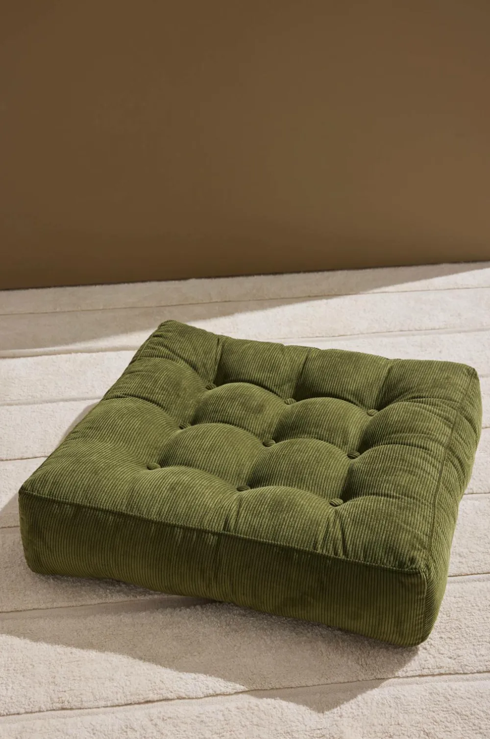 Pastill Puffer & Fodskamler>Luca gulvpude manchester 64x64x15 cm Flaskegrøn fløjlsbukser