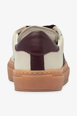 Pavement Sneakers><noscript><img width=